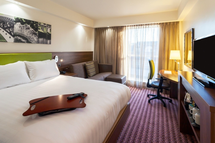 Imagen de la habitación del Hotel Hampton By Hilton Birmingham Jewellery Quarter. Foto 10