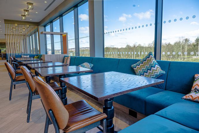 Imagen de los interiores del Hotel Hampton By Hilton Blackburn. Foto 19