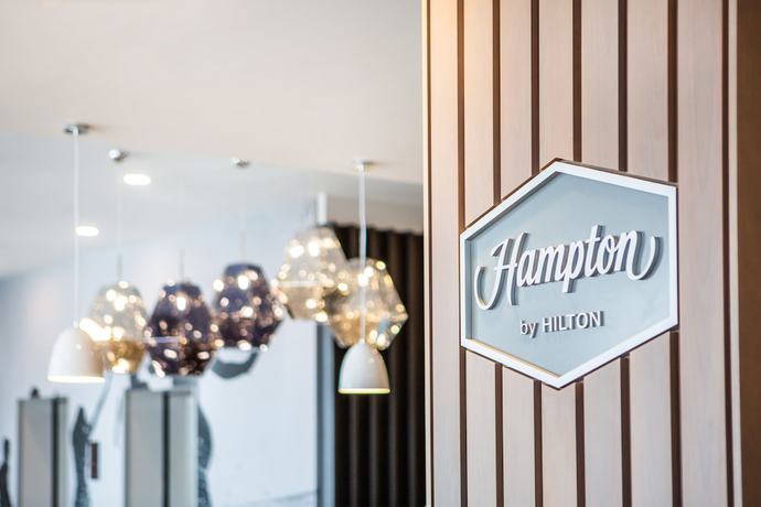 Imagen de los interiores del Hotel Hampton By Hilton Blackpool. Foto 19