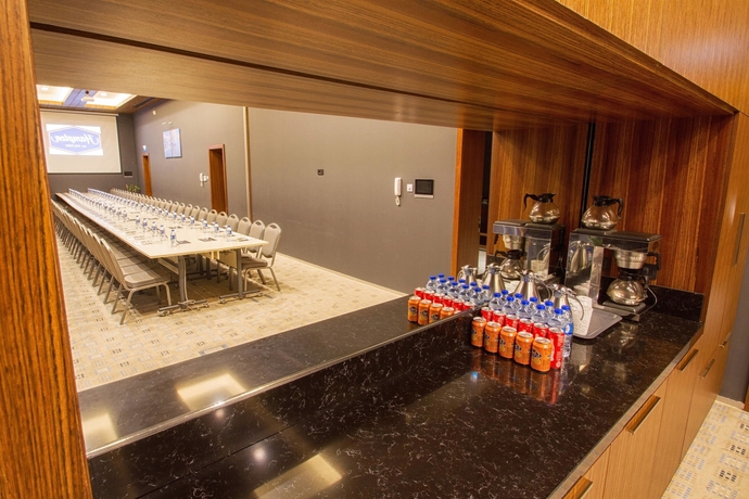 Imagen de los interiores del Hotel Hampton By Hilton Bolu. Foto 11