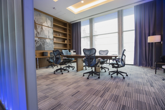 Imagen de los interiores del Hotel Hampton By Hilton Bolu. Foto 15
