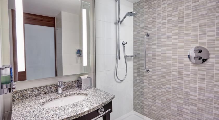 Imagen general del Hotel Hampton By Hilton Bournemouth. Foto 5