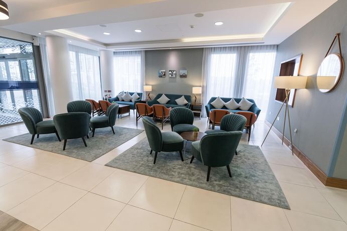 Imagen de los interiores del Hotel Hampton By Hilton Bournemouth. Foto 15