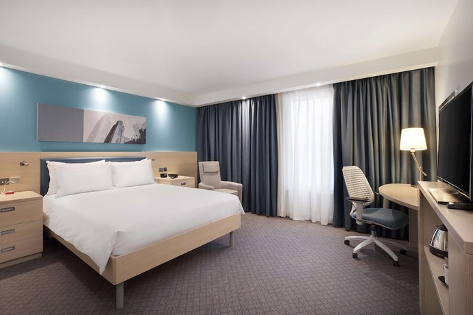 Imagen de la habitación del Hotel Hampton By Hilton Bristol Airport. Foto 9