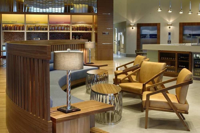 Imagen de los interiores del Hotel Hampton By Hilton Bursa. Foto 15