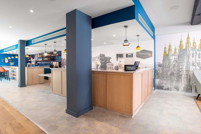 Imagen de los interiores del Hotel Hampton By Hilton Canterbury. Foto 19