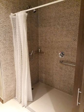 Imagen de la habitación del Hotel Hampton By Hilton Cartagena. Foto 16