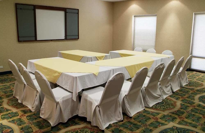 Imagen de los interiores del Hotel Hampton By Hilton Chihuahua. Foto 15