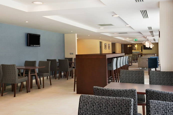 Imagen del bar/restaurante del Hotel Hampton By Hilton Cluj-napoca. Foto 5