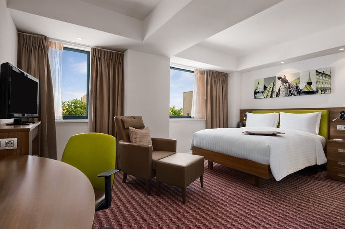 Imagen de los interiores del Hotel Hampton By Hilton Cluj-napoca. Foto 16