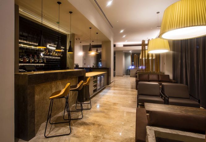 Imagen de los interiores del Hotel Hampton By Hilton David. Foto 20