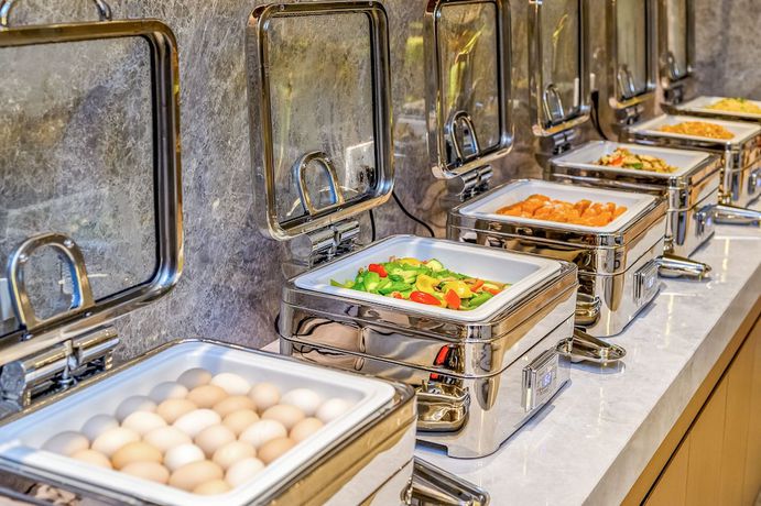 Imagen del bar/restaurante del Hotel Hampton By Hilton Dongguan Cntrl Square. Foto 4