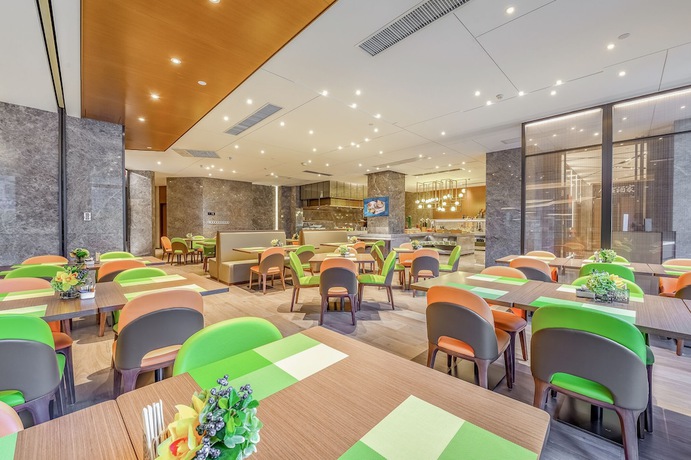 Imagen del bar/restaurante del Hotel Hampton By Hilton Dongguan Cntrl Square. Foto 5