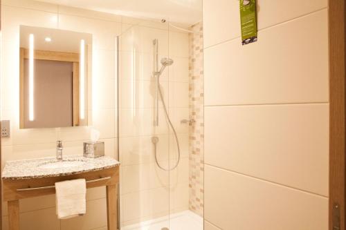 Imagen de la habitación del Hotel Hampton By Hilton Dortmund Phoenix See. Foto 8