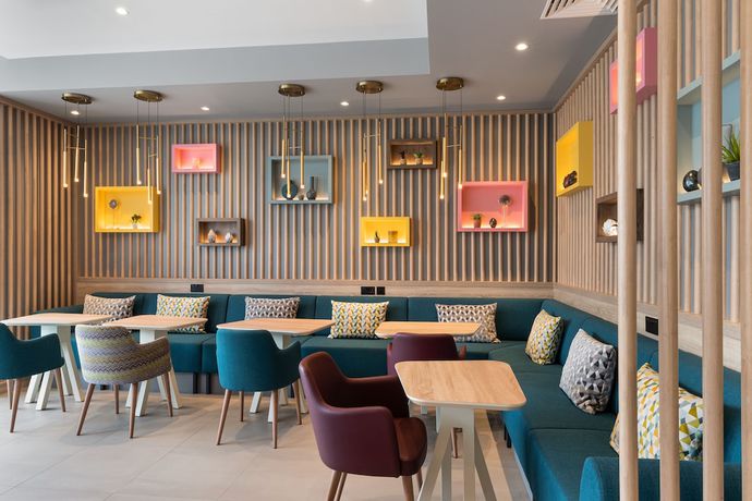 Imagen de los interiores del Hotel Hampton By Hilton Dublin City Centre. Foto 15