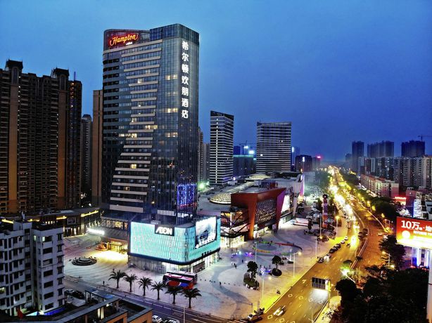Imagen general del Hotel Hampton By Hilton Foshan Shanshui. Foto 1