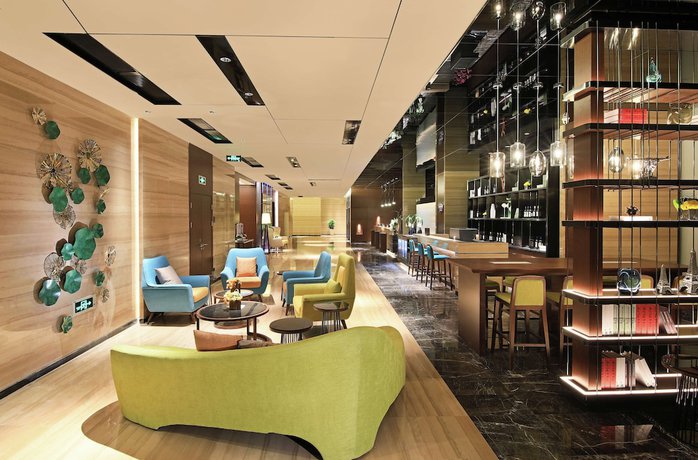 Imagen de los interiores del Hotel Hampton By Hilton Foshan Shanshui. Foto 14