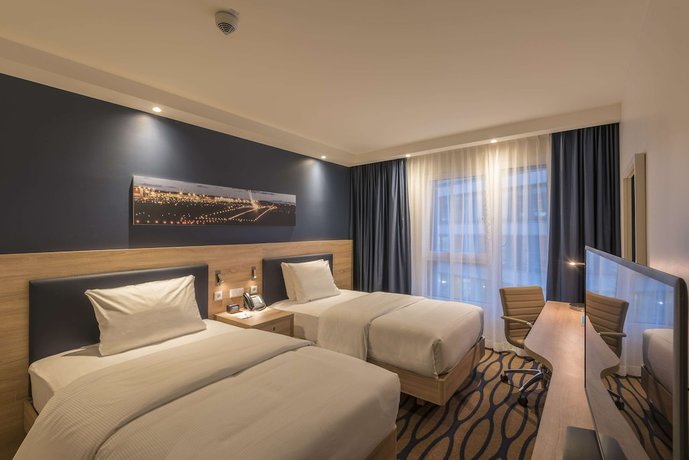 Imagen de la habitación del Hotel Hampton By Hilton Frankfurt Airport. Foto 3