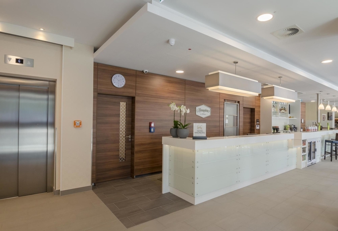 Imagen de los interiores del Hotel Hampton By Hilton Frankfurt City Centre. Foto 11