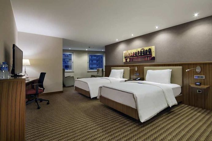 Imagen de los interiores del Hotel Hampton By Hilton Gaziantep. Foto 11