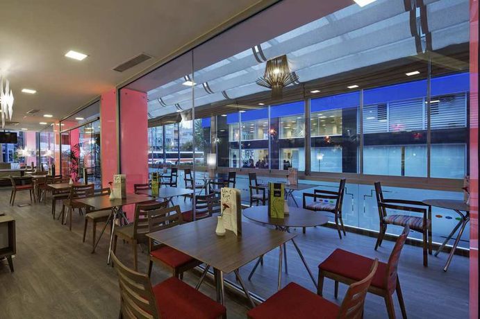 Imagen de la habitación del Hotel Hampton By Hilton Gaziantep. Foto 7