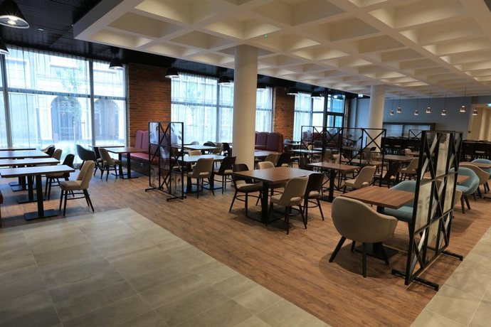 Imagen del bar/restaurante del Hotel Hampton By Hilton Gdansk Old Town. Foto 12