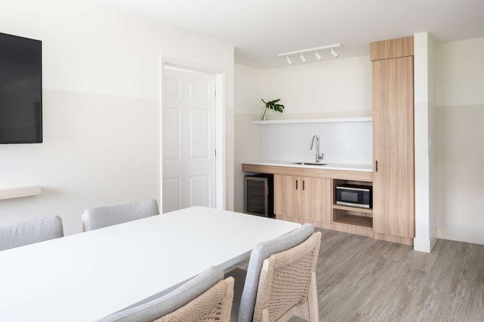 Imagen de la habitación del Hotel Hampton By Hilton Grand Cayman Seven Mile Beach. Foto 10