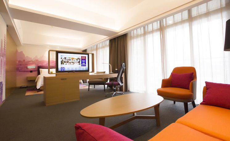 Imagen de la habitación del Hotel Hampton By Hilton Guilin Lingui. Foto 13
