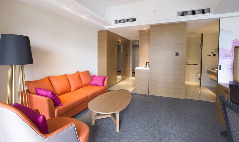 Imagen de la habitación del Hotel Hampton By Hilton Guilin Lingui. Foto 14