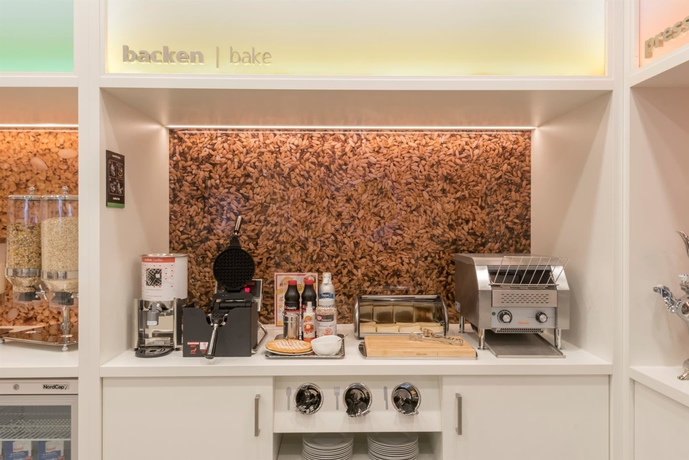 Imagen general del Hotel Hampton By Hilton Hamburg City Centre. Foto 3