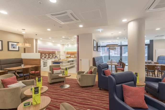 Imagen del bar/restaurante del Hotel Hampton By Hilton Hamburg City Centre. Foto 10