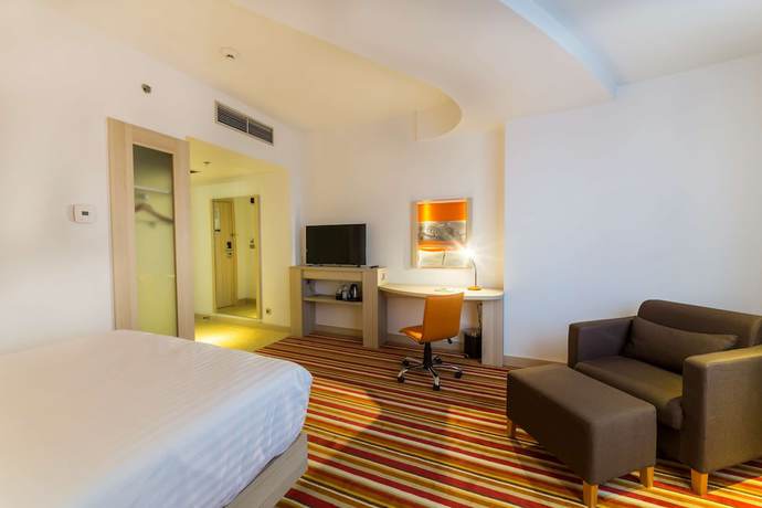 Imagen de la habitación del Hotel Hampton By Hilton Iasi. Foto 6