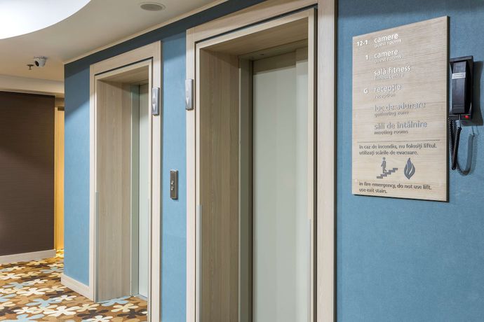 Imagen de los interiores del Hotel Hampton By Hilton Iasi. Foto 15