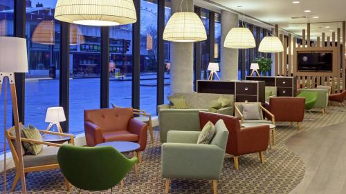 Imagen de los interiores del Hotel Hampton By Hilton Istanbul Sirkeci. Foto 7