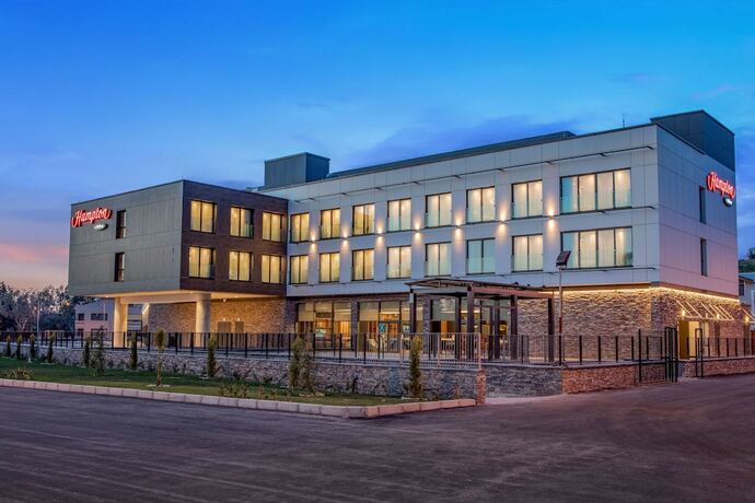 Imagen general del Hotel Hampton By Hilton Izmir Aliaga. Foto 13