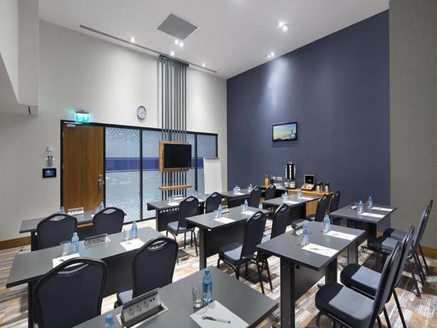 Imagen de los interiores del Hotel Hampton By Hilton Kocaeli Symbol. Foto 20