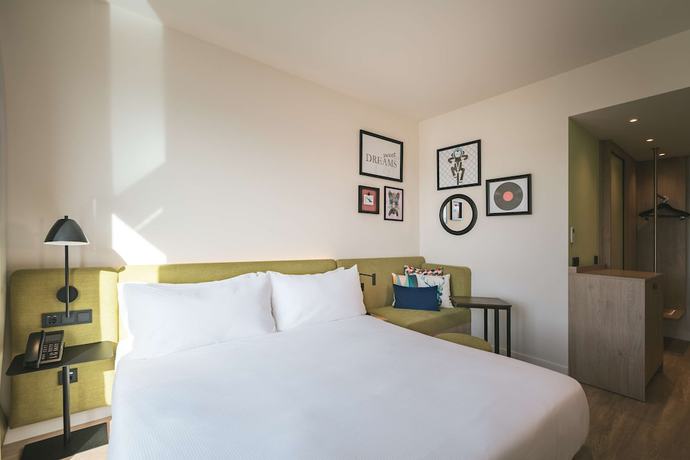 Imagen de la habitación del Hotel Hampton By Hilton Konstanz. Foto 2