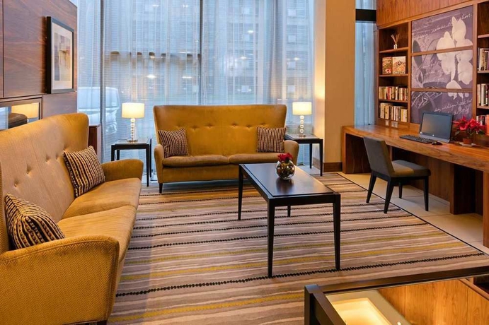 Imagen de los interiores del Hotel Hampton By Hilton London Croydon. Foto 16