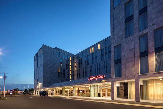 Imagen general del Hotel Hampton By Hilton London Stansted Airport. Foto 4