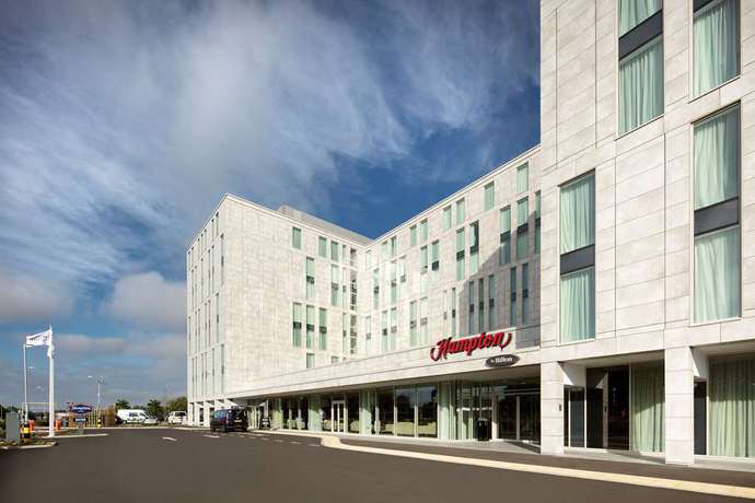 Imagen general del Hotel Hampton By Hilton London Stansted Airport. Foto 11