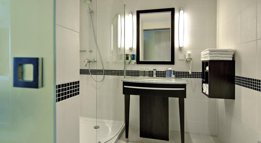Imagen de la habitación del Hotel Hampton By Hilton Nuremberg City Centre. Foto 8