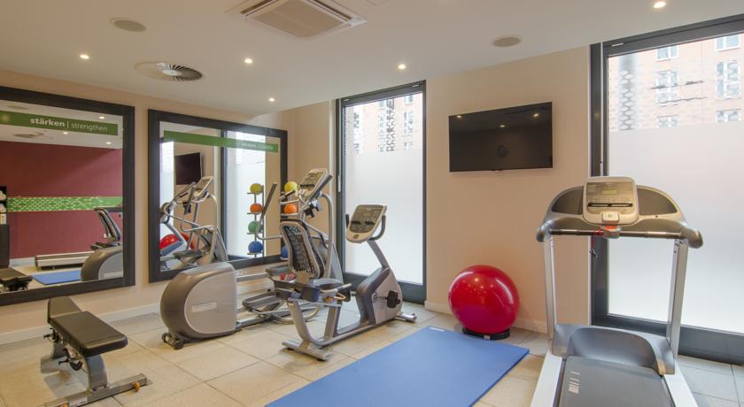 Imagen de los interiores del Hotel Hampton By Hilton Nuremberg City Centre. Foto 12