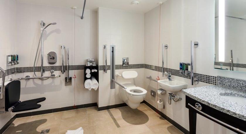 Imagen general del Hotel Hampton By Hilton Oxford. Foto 9