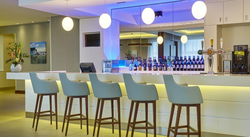 Imagen general del Hotel Hampton By Hilton Oxford. Foto 12