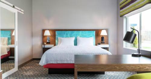 Imagen de la habitación del Hotel Hampton By Hilton Queretaro Juriquilla. Foto 1