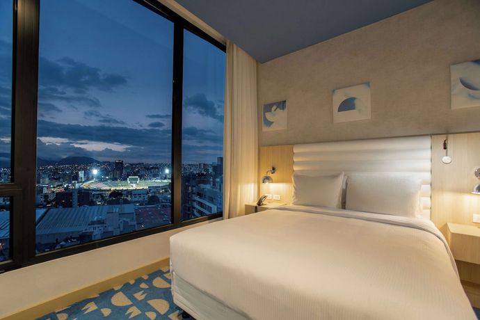 Imagen de la habitación del Hotel Hampton By Hilton Quito La Carolina Park. Foto 4