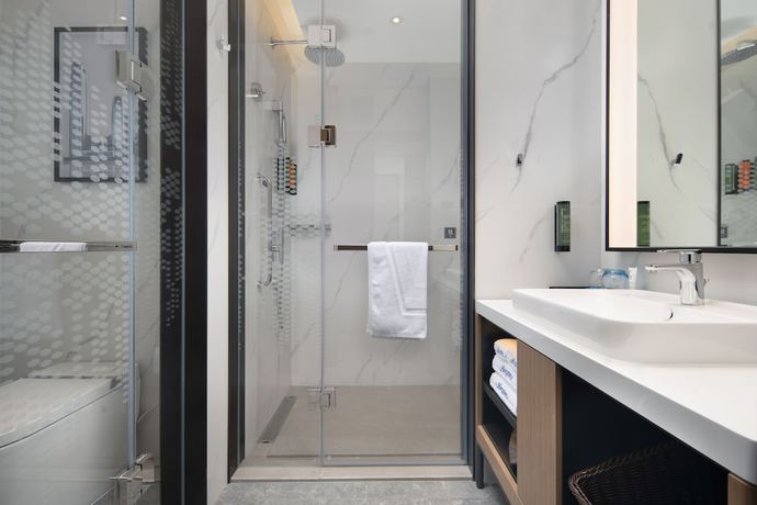 Imagen de la habitación del Hotel Hampton By Hilton Renhe Baiyun Airport. Foto 4