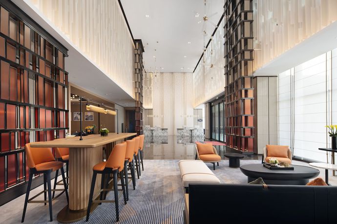 Imagen de los interiores del Hotel Hampton By Hilton Renhe Baiyun Airport. Foto 19