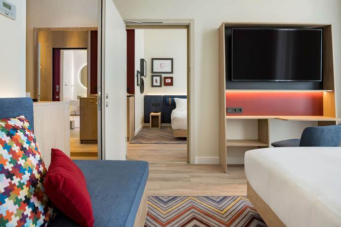 Imagen de la habitación del Hotel Hampton By Hilton Riga Airport. Foto 18