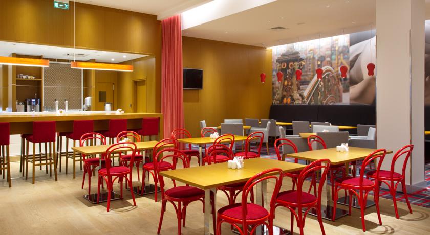 Imagen general del Hotel Hampton By Hilton Saint Petersburg Expoforum. Foto 5